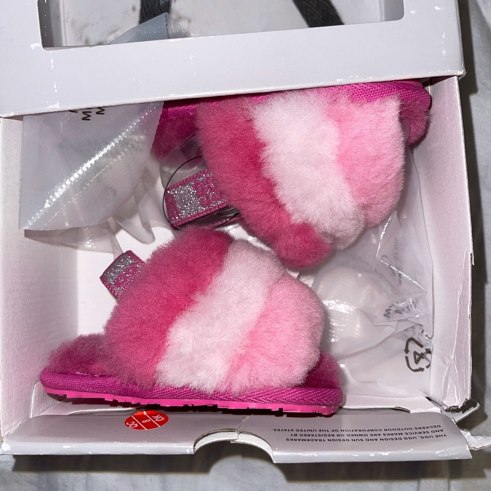 Ugg slides